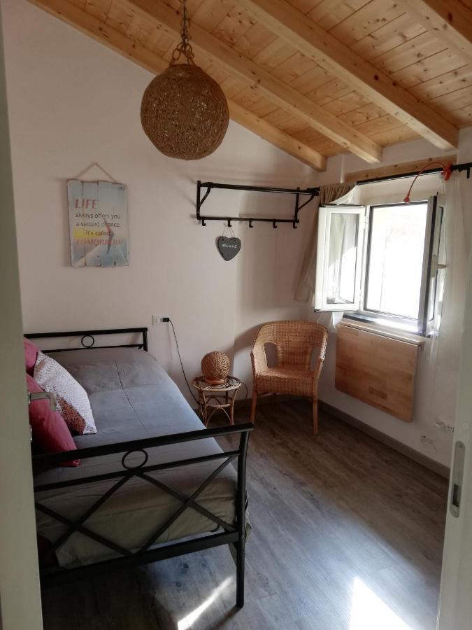 Casa Vacanza L'Ulivo ألبينغا المظهر الخارجي الصورة