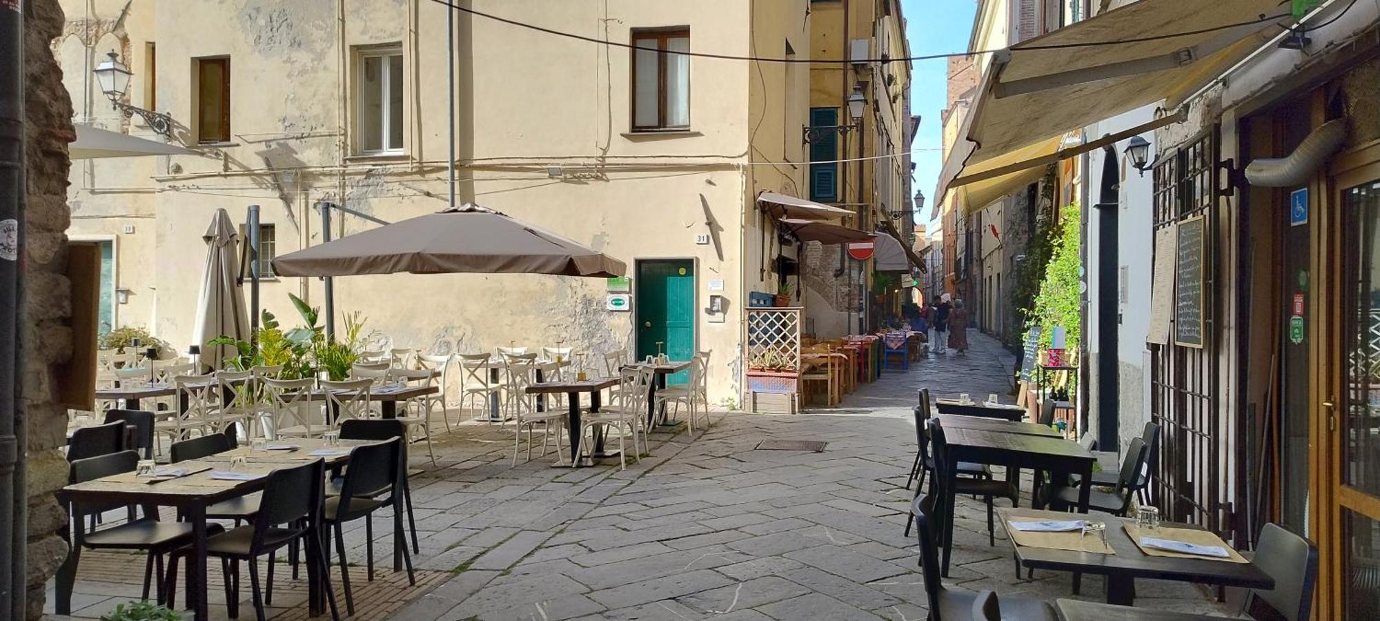 Casa Vacanza L'Ulivo ألبينغا المظهر الخارجي الصورة